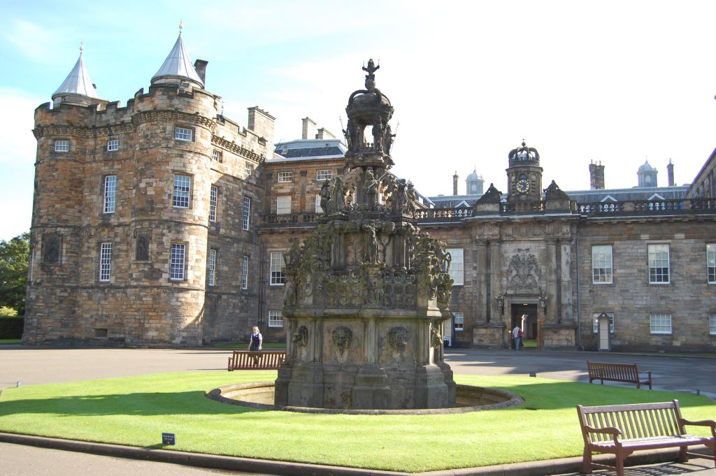 Edinburghのロイヤル・マイルの西のはずれにあるHolyroodhouse宮殿